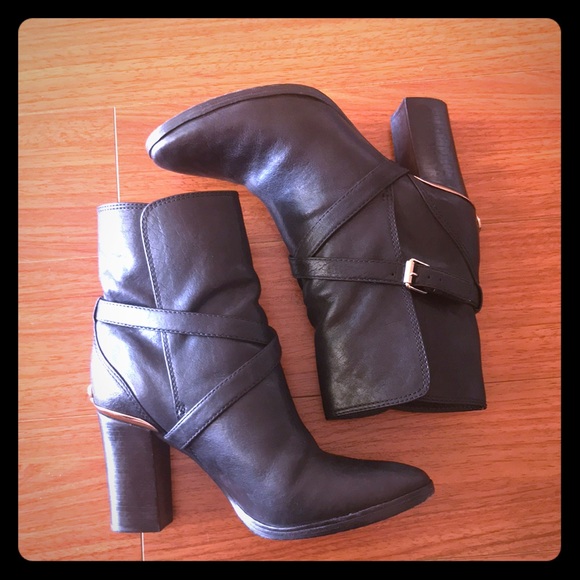 Tory Burch Shoes - Tory Burch booties. Size 9